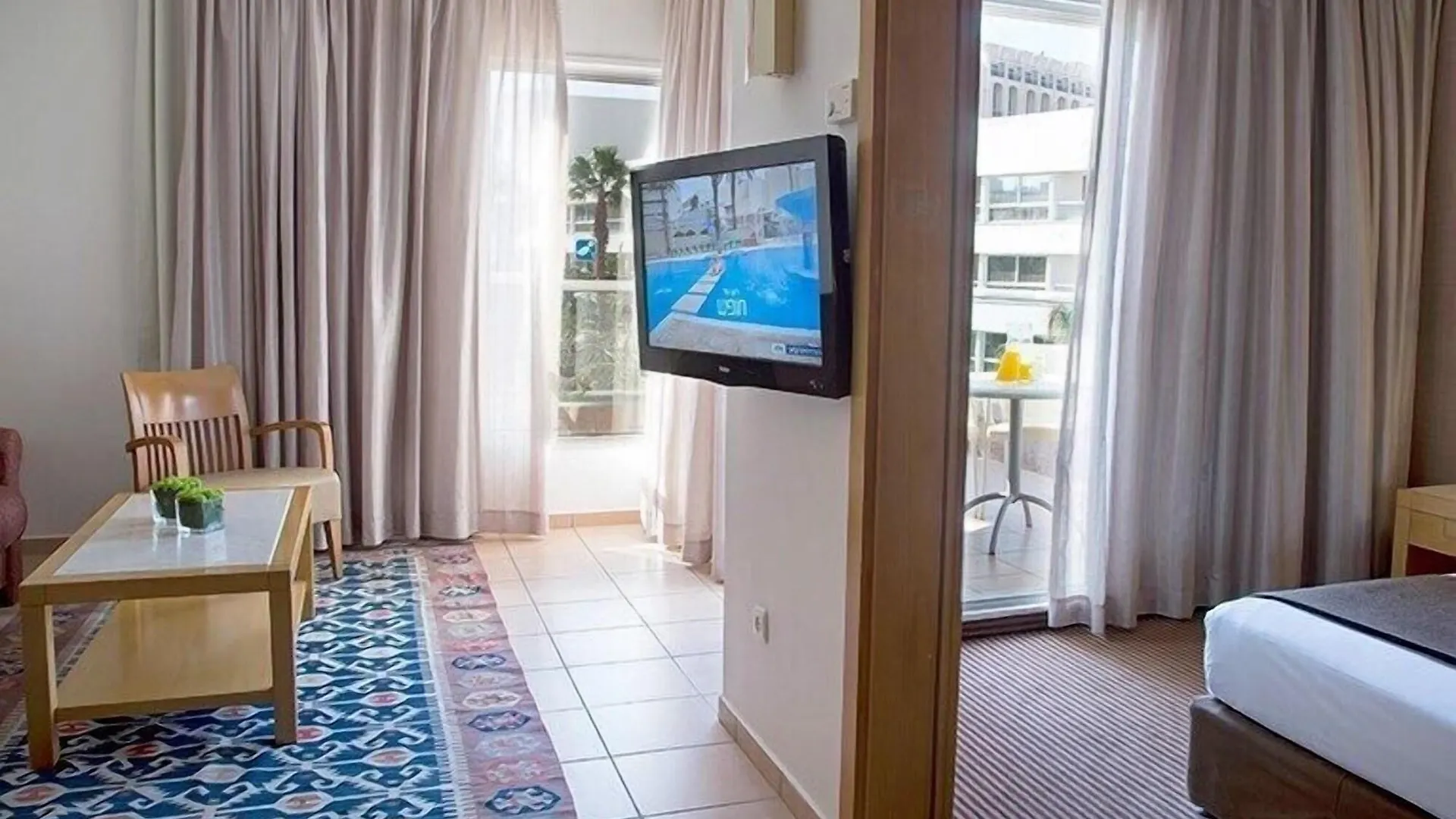 Royal Garden By Isrotel Collection Eilat 5*,